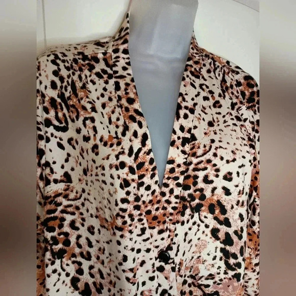 2/$30 CUDDL DUDS Timeless cozy oversized Mobwife Leopardprint cardigan(#894) - Picture 4 of 6